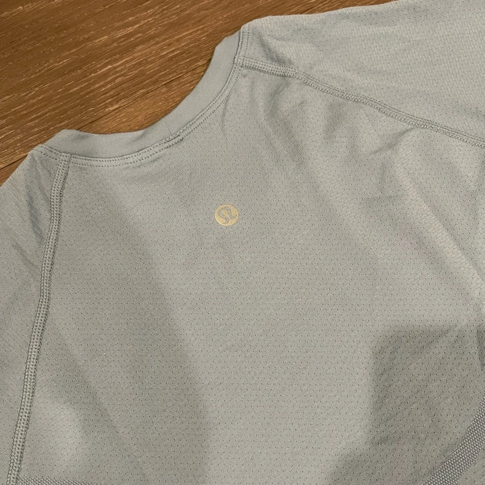 Lululemon Swiftly Tech Cropped Short-Sleeve Shirt 2.0 - Picture 4 of 6